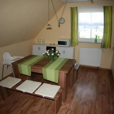Lägenhet Gemuetliche Ferienwohnung In Mit Grill Und Garten *