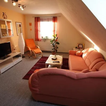 Gemuetliche Ferienwohnung In Mit Grill Und Garten Lägenhet *